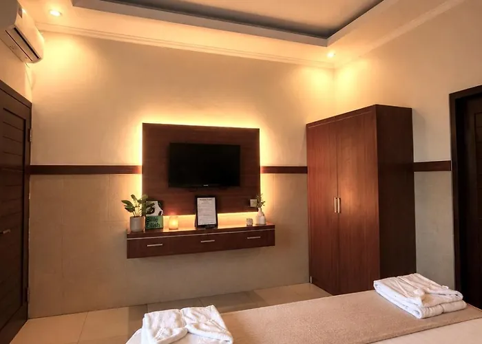 ゲストハウス Homely Bali At Seminyak ケロボカン