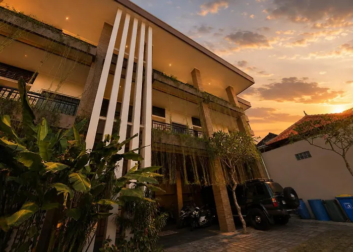 Homely Bali At Seminyak 3*