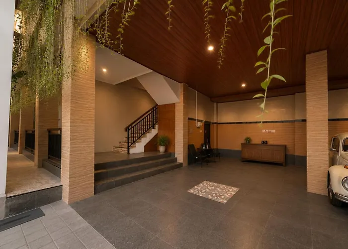 Homely Bali At Seminyak ゲストハウス